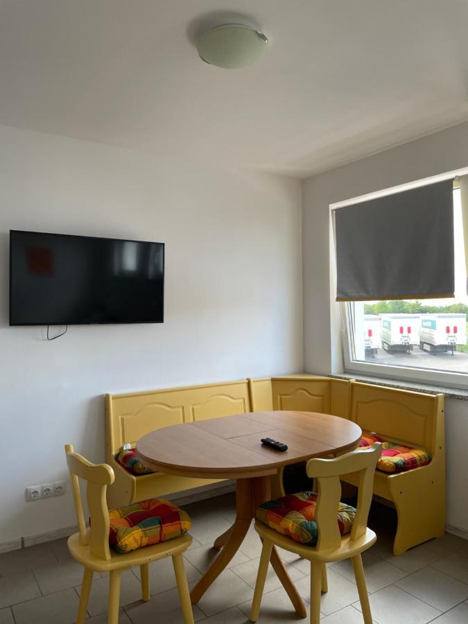 TWT Motel Triptis Buitenkant foto